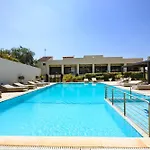 Holidays Apartament Ýpsos