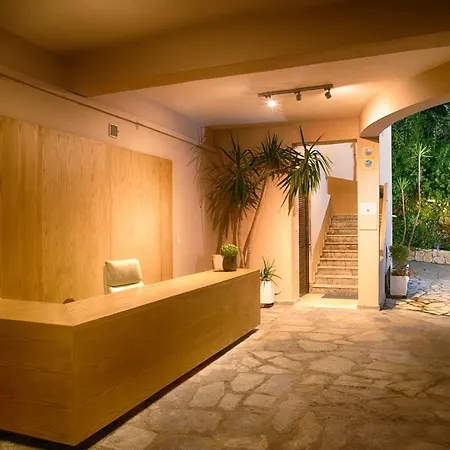 Holidays Apartment Ipsos