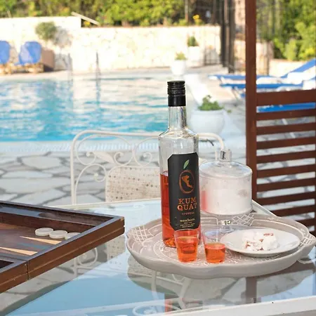 Holidays * Ipsos
